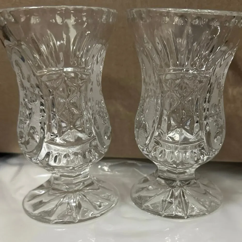 Set of 2 Zajecar cut crystal bud vases from Collectors Crystal Galleries line 5”